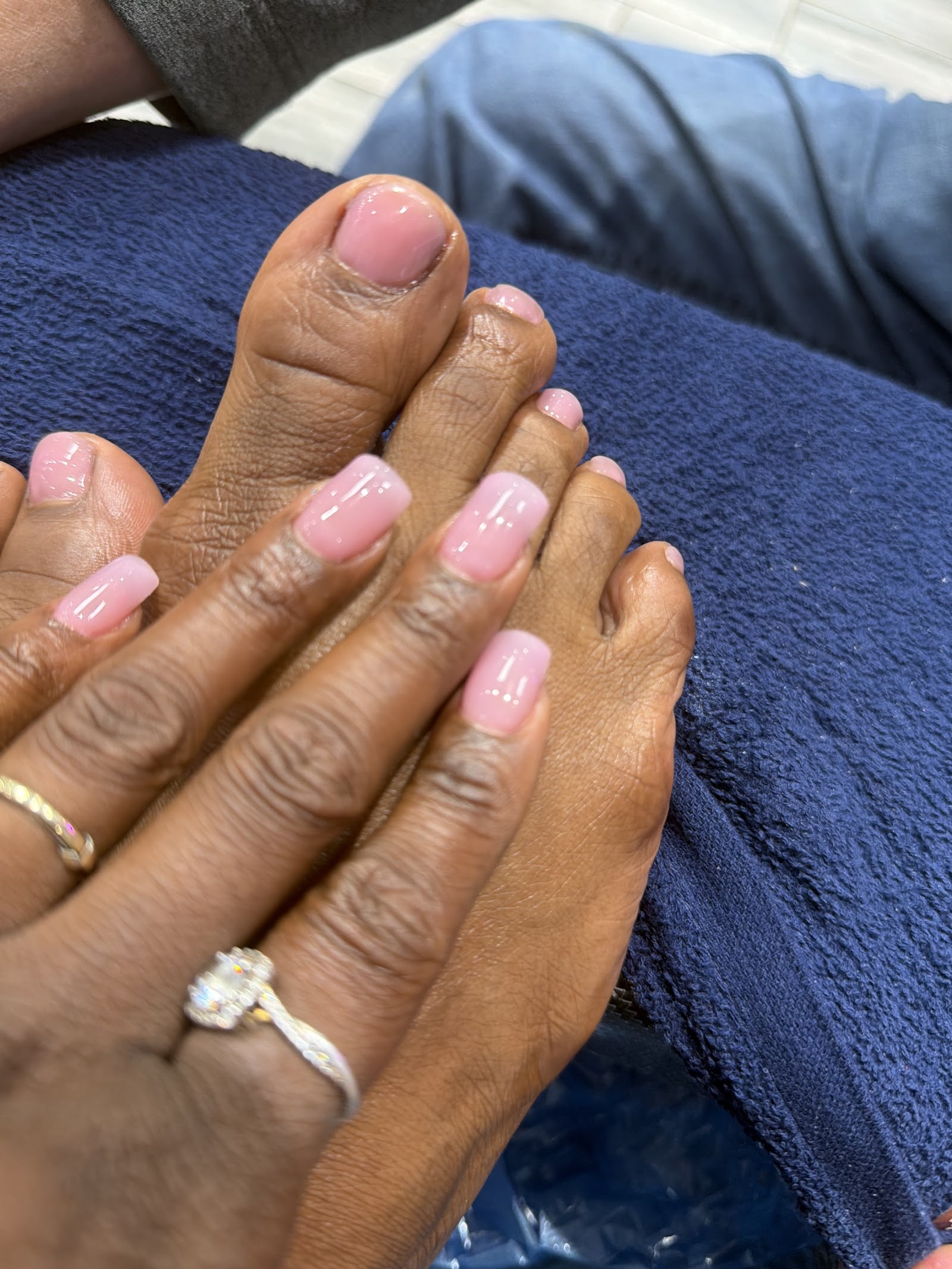 Modern Nails nail photo 1