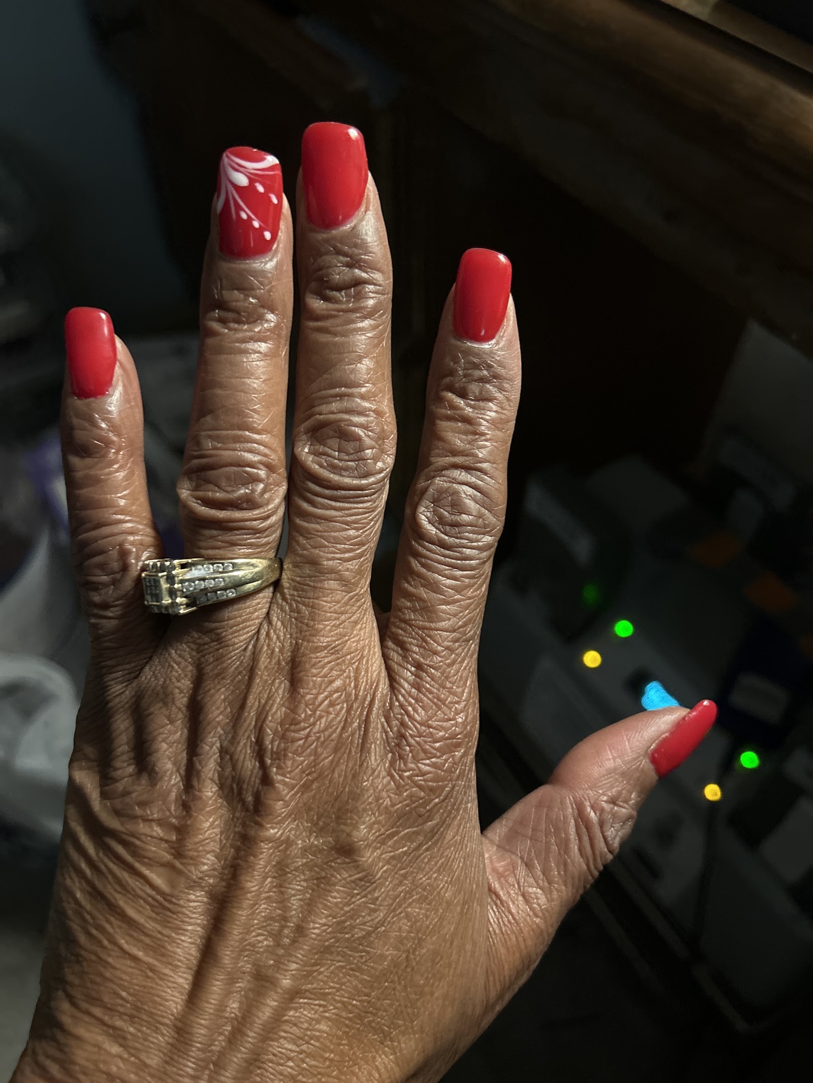 Modern Nails nail photo 4